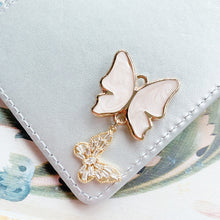 Load image into Gallery viewer, Butterflies... Flowers Cardholder