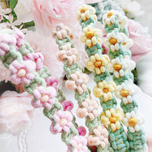 Load image into Gallery viewer, Day Day's Short Flower Phone Strap