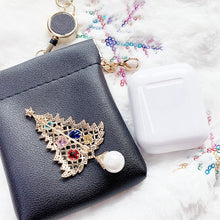 Load image into Gallery viewer, Glittery Christmas Tree Pin Pouch Set
