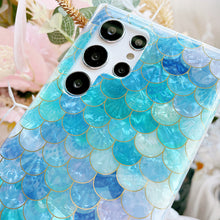 Load image into Gallery viewer, Mermaid Scales I Phone Cover
