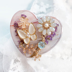Butterfly Natural Heart Shaped Phone Grip
